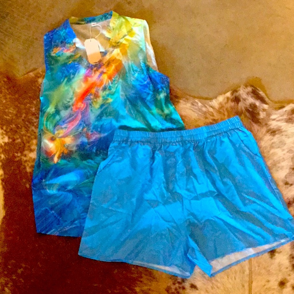 Women’s size XXL, two piece summer outfit.